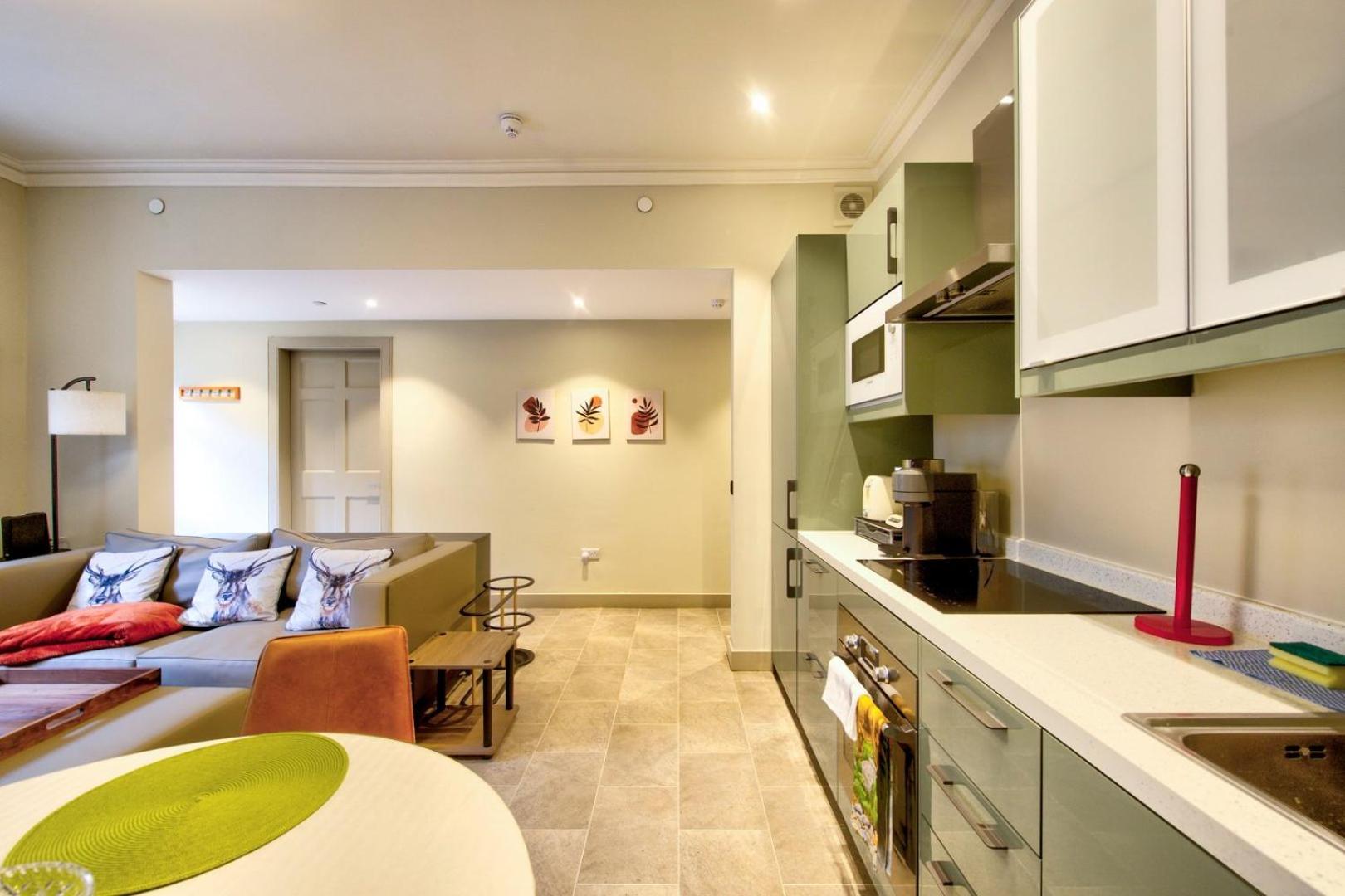 Guestready - Manor Place Basement Apartment Единбург Екстериор снимка