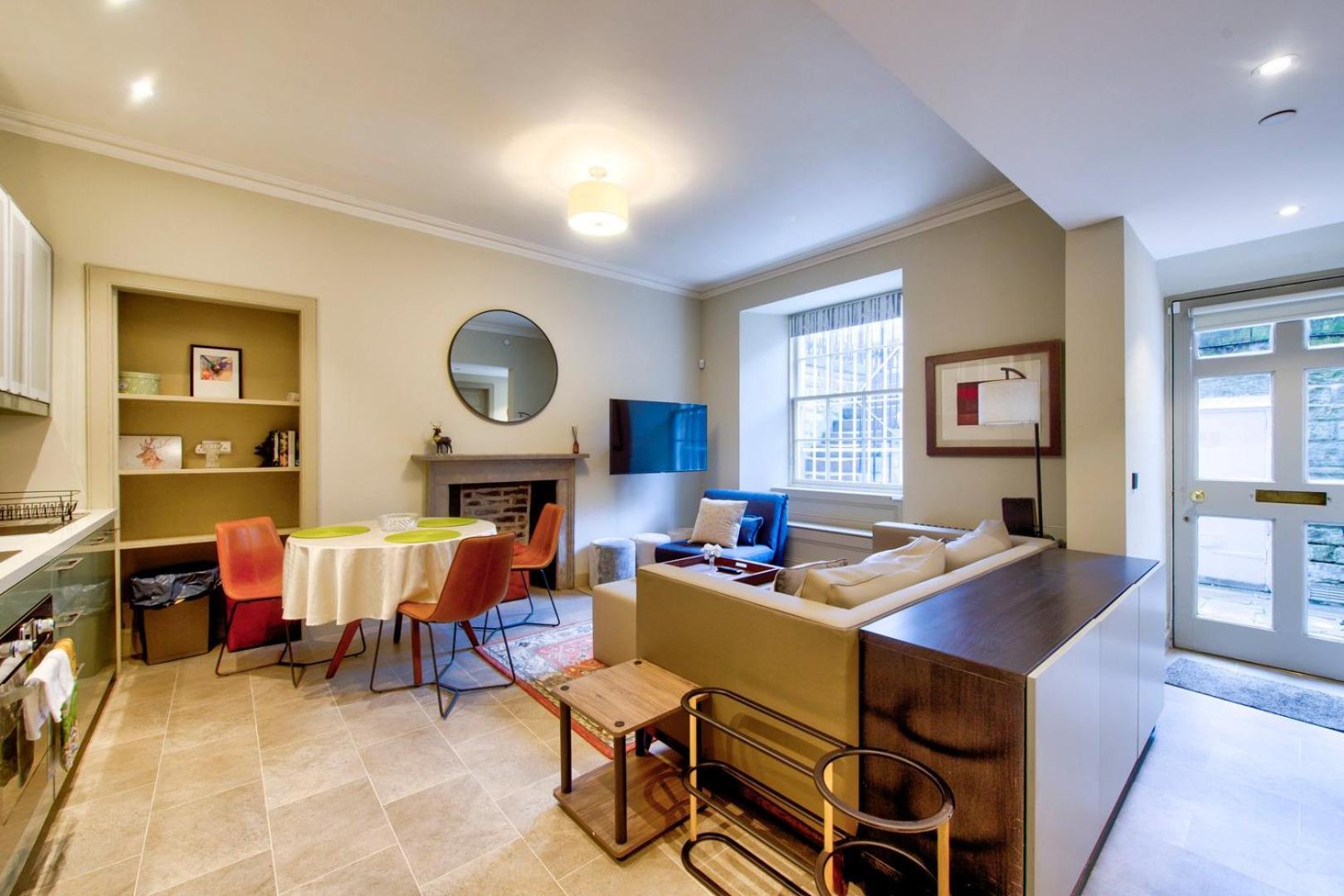 Guestready - Manor Place Basement Apartment Единбург Екстериор снимка