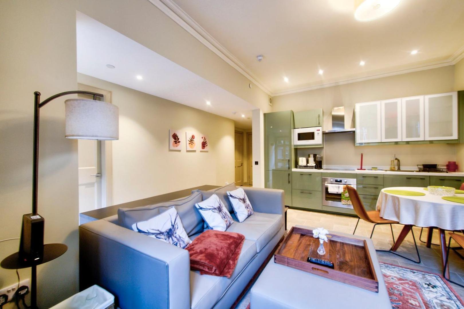 Guestready - Manor Place Basement Apartment Единбург Екстериор снимка