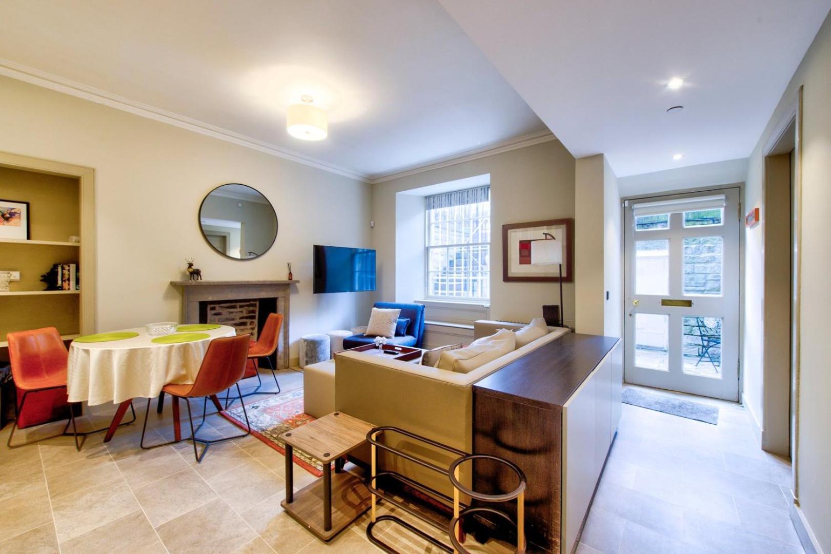 Guestready - Manor Place Basement Apartment Единбург Екстериор снимка